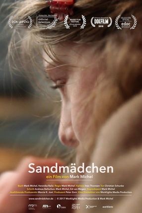 Poster: Sandmädchen